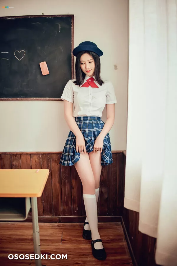 年年Nnian – 月刊少女 - 33