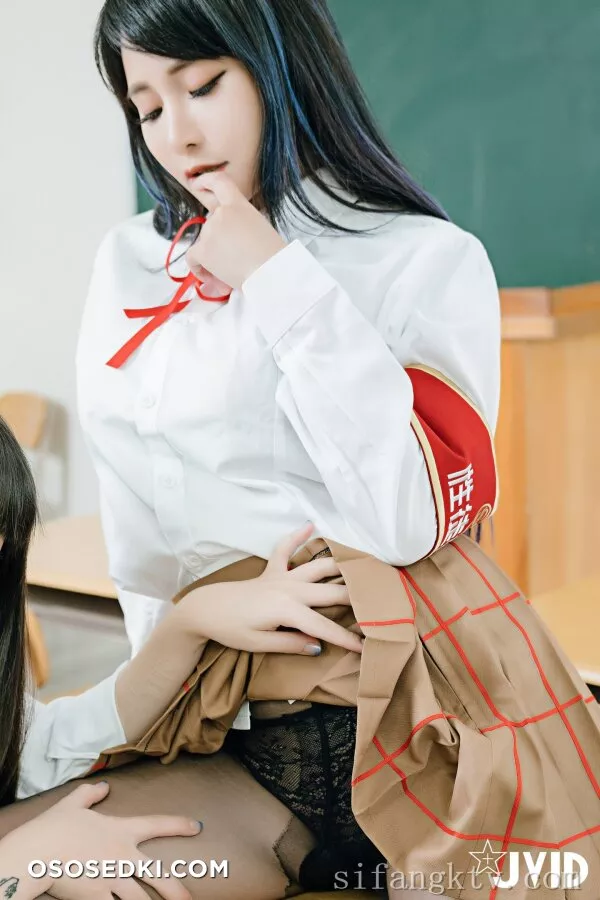 Tiny+乐乐  监狱学园の性徒会长副会长双重巨乳 - 14