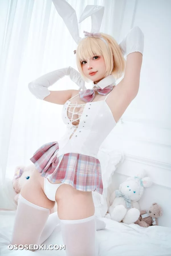 Azami - White Bunny Girl / Azami &amp; Sally Dorasnow - White Bunny Girl  - 12