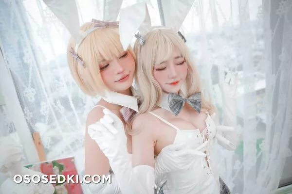 Azami - White Bunny Girl / Azami &amp; Sally Dorasnow - White Bunny Girl  - 33
