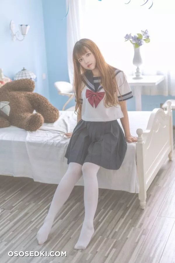一只云烧-公厕、JK少女 - 27