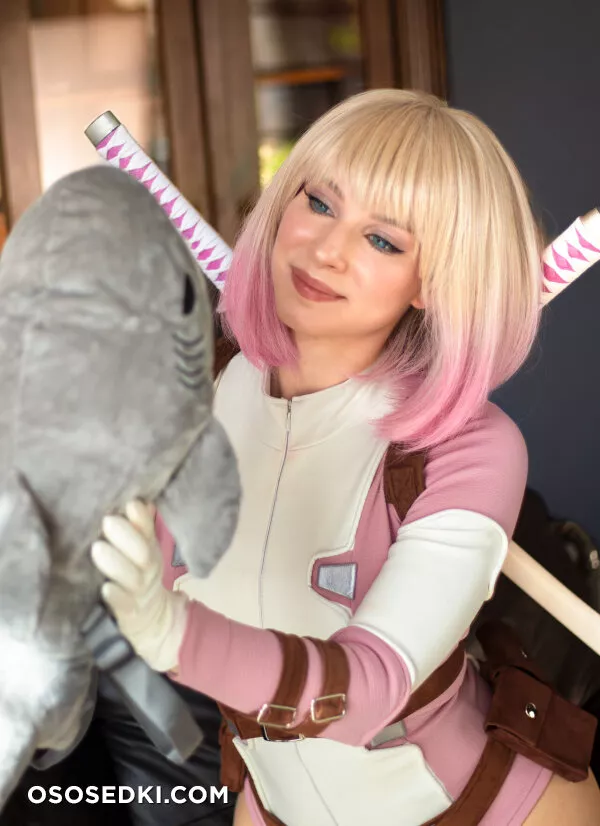 Enji Night - Gwenpool - Deadpool - 17