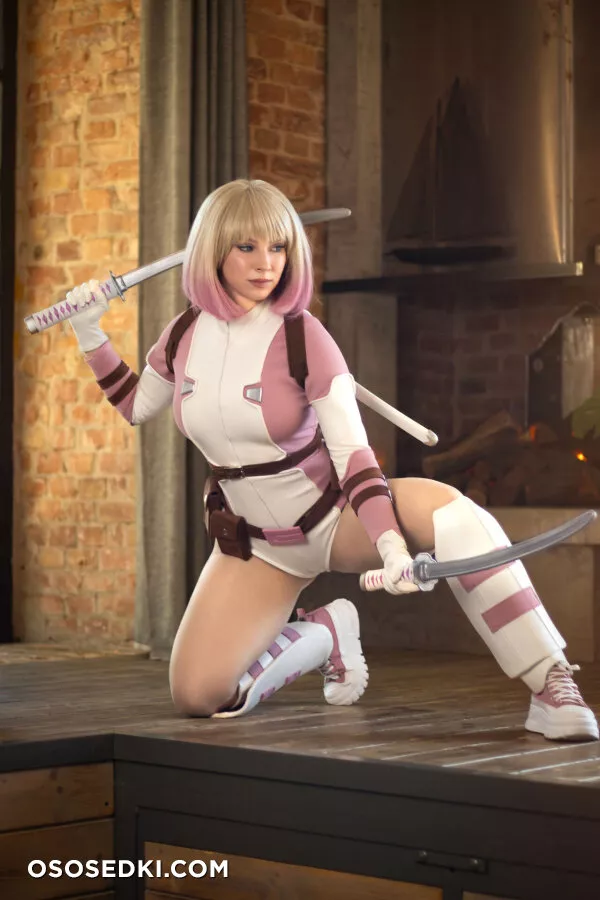 Enji Night - Gwenpool - Deadpool - 32