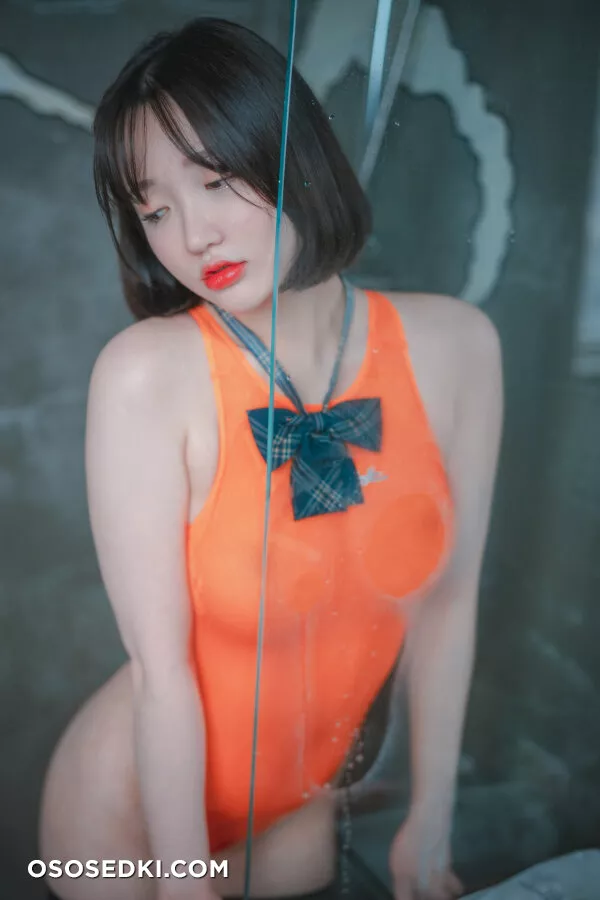 Son Yeeun 손예은, [DJAWA] Swimming Lessons #6 &amp;#8211; Set.02 - 26