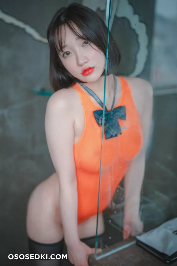 Son Yeeun 손예은, [DJAWA] Swimming Lessons #6 &amp;#8211; Set.02 - 27