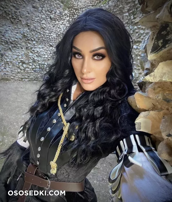 Ireland Reid - Triss Merigold - The Witcher - 9