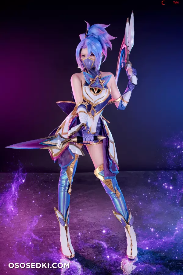 ZinieQ (ジニCosplayer) and PingPing cosplay Akali Star Guardians and Kai'sa - League of Legends - 1
