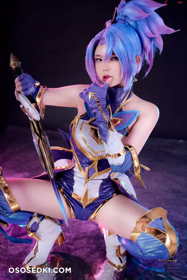 ZinieQ (ジニCosplayer) and PingPing cosplay Akali Star Guardians and Kai'sa - League of Legends - 7