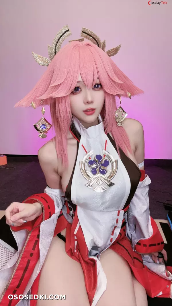 九言 (Jiu Yan) cosplay Yae Miko Selfie - Genshin Impact - 34