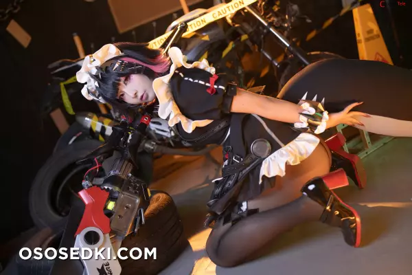 Yuuhui玉汇 (Kokuhui) cosplay Ellen Joe - Zenless Zone Zero - 6