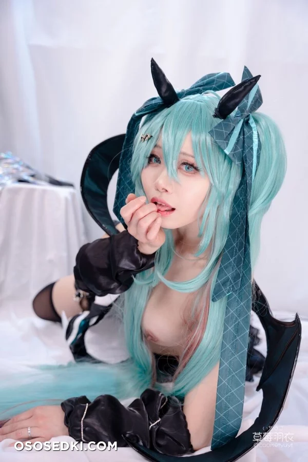 Caomeiyuyi - Miku Hatsune - Vocaloid - 12