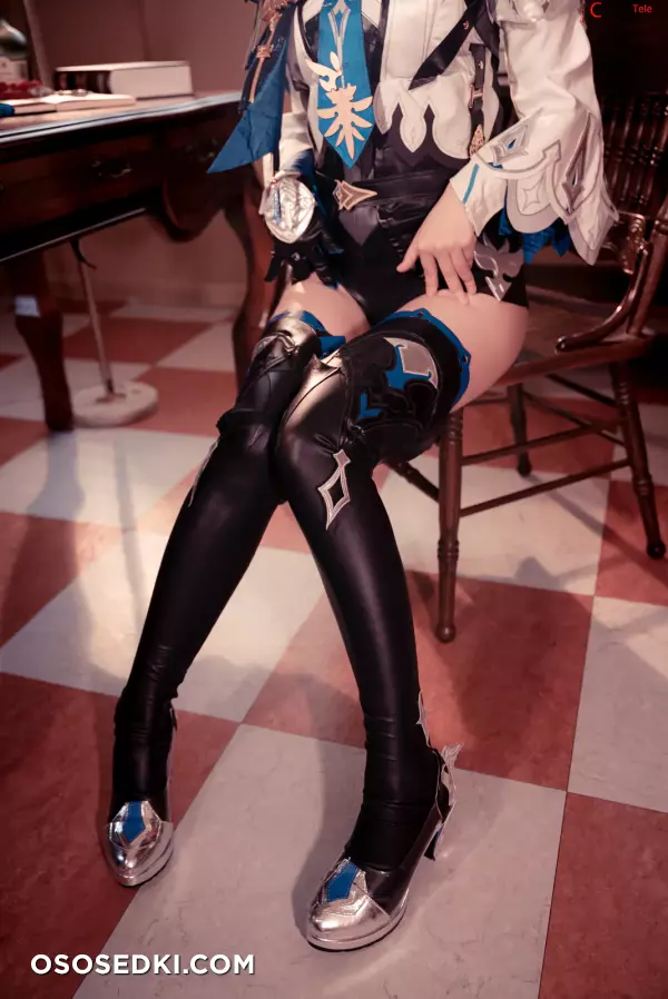 SleeppyLee1 (小礼好困) cosplay Eula - Genshin Impact - 5