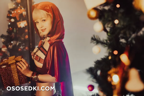 Cosplay 晕崽Zz 圣诞小红帽 - 1
