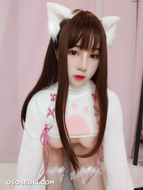 尤喵醒醒 (You miao xing xing) - White cat - 19