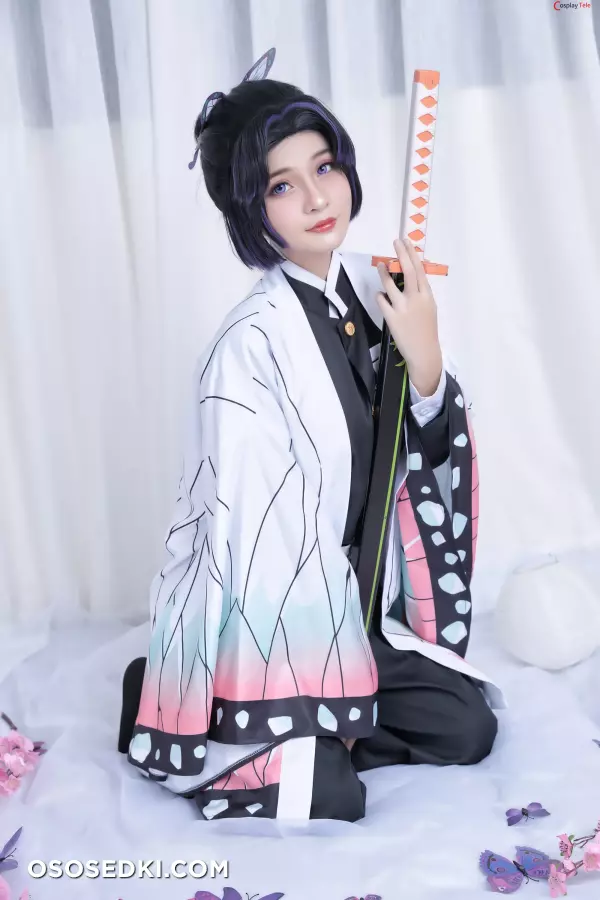 Azami cosplay Shinobu Kocho - Kimetsu no Yaiba - 1
