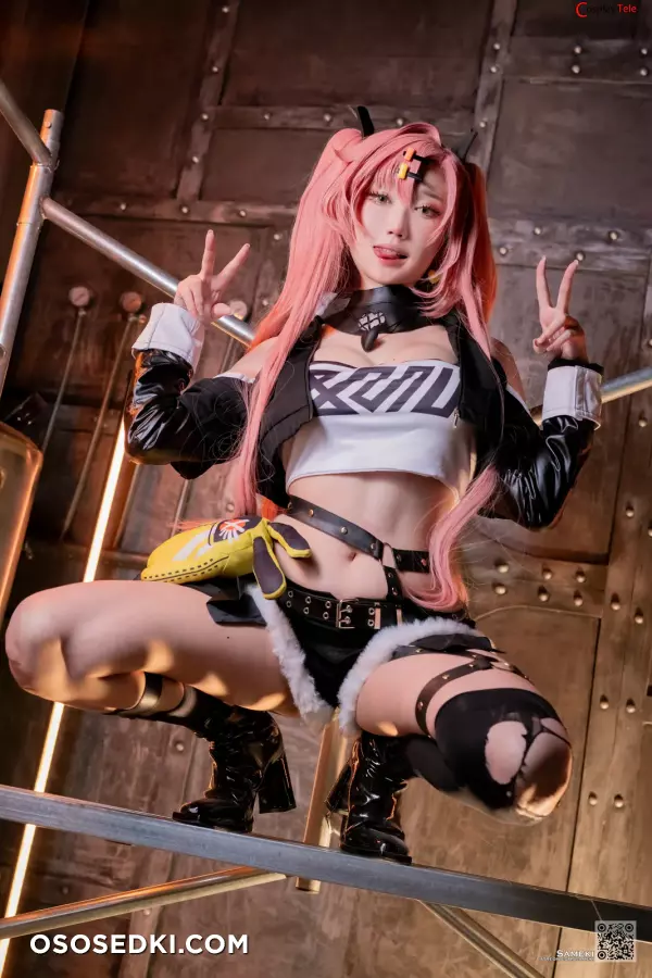 Sameki cosplay Nicole Demara - Zenless Zone Zero - 24