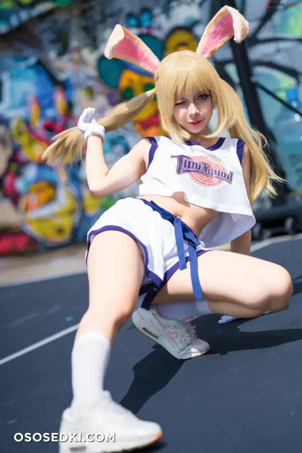 Umeko J - Lola Bunny - 16