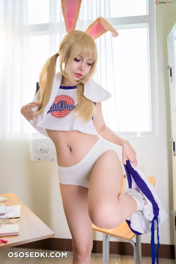 Umeko J - Lola Bunny - 32