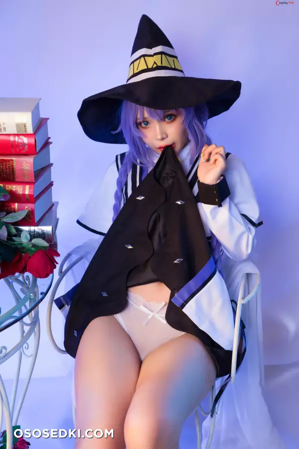 Umeko J cosplay Roxy Migurdia - Mushoku Tensei - 16