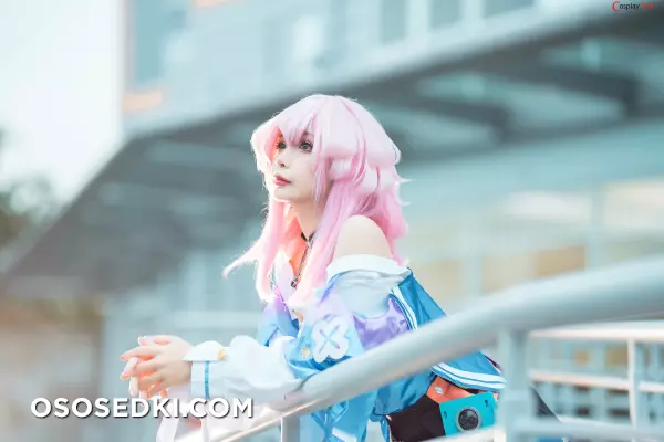 Umeko J cosplay March 7th - Honkai:Star Rail - 1