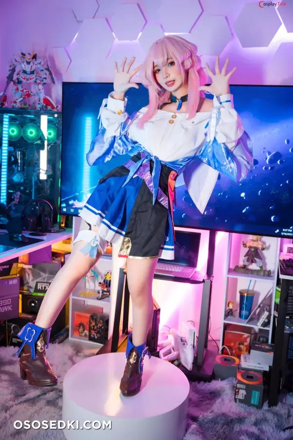 Umeko J cosplay March 7th - Honkai:Star Rail - 21