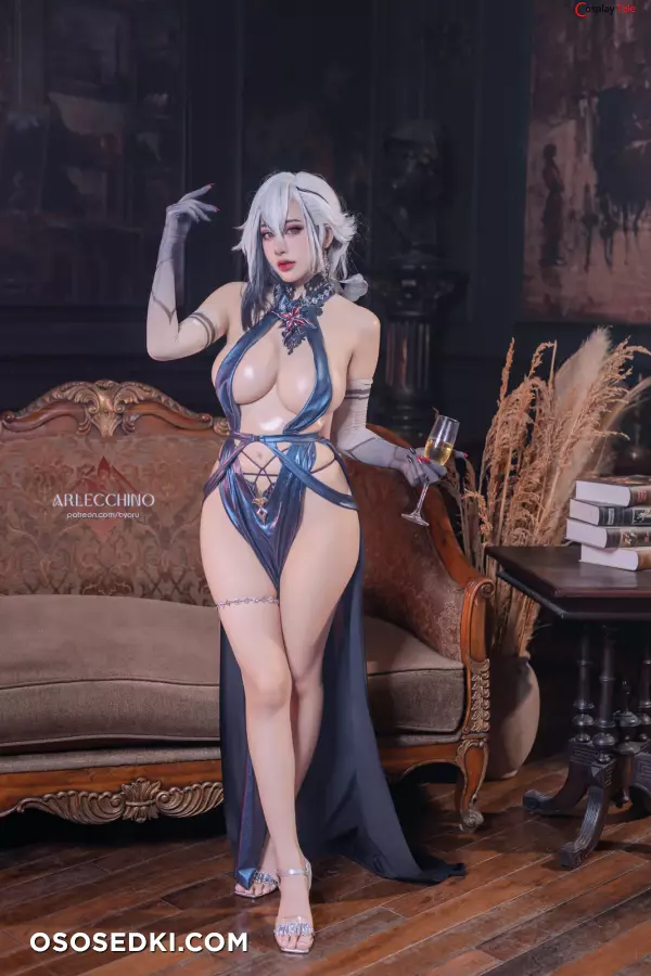 Byoru (ビョル) cosplay Arlecchino Dress - Genshin Impact - 39