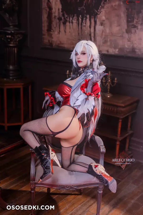Byoru (ビョル) cosplay Arlecchino Dress - Genshin Impact - 6