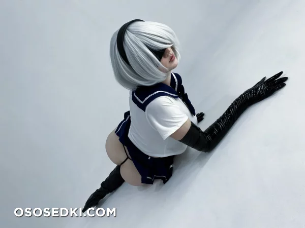 Omi Cos - 2b - Nier Automata - 35