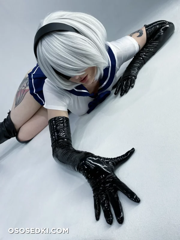 Omi Cos - 2b - Nier Automata - 40