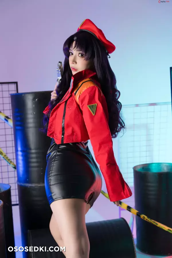 Umeko J cosplay Misato Katsuragi - Evangelion - 2