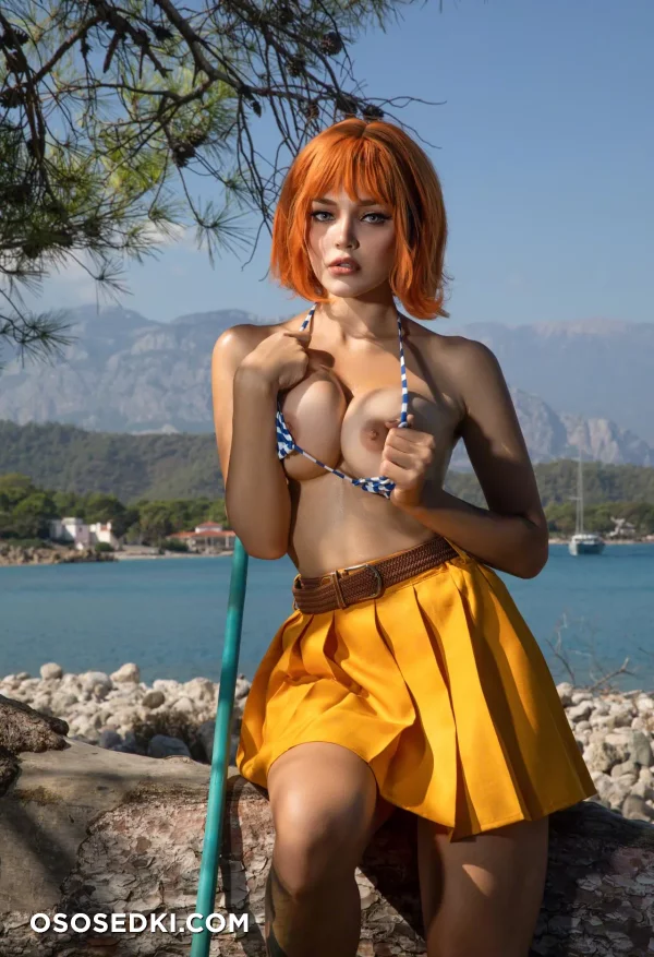 Kalinka Fox | Christina Fink - Nami - One Piece - 32