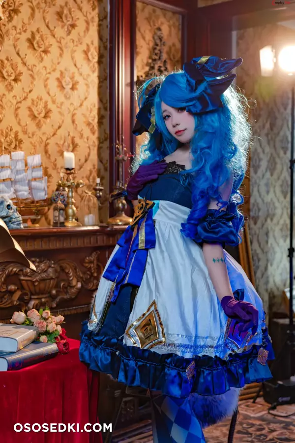 咬一口兔娘ovo (Yaokoututu) cosplay Gwen - League of Legends - 1