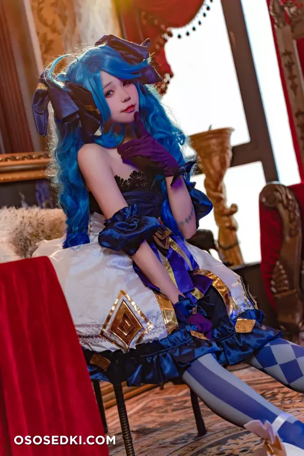 咬一口兔娘ovo (Yaokoututu) cosplay Gwen - League of Legends - 4
