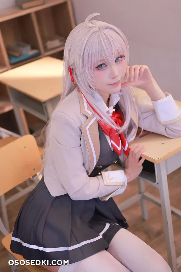 Aqua Area - Alisa Mikhailovna Kujou - Tokidoki Bosotto Russia-go De Dereru Tonari No Alya-san - 10
