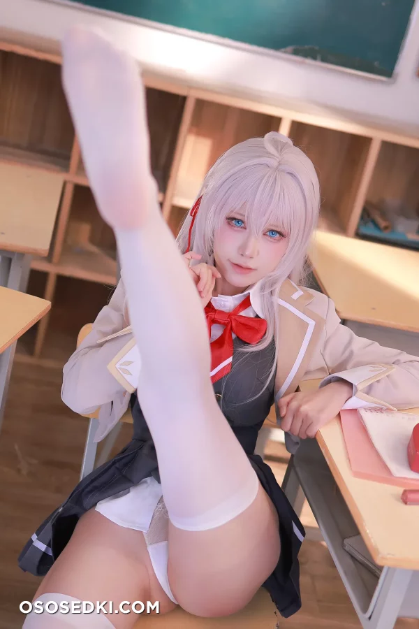 Aqua Area - Alisa Mikhailovna Kujou - Tokidoki Bosotto Russia-go De Dereru Tonari No Alya-san - 16