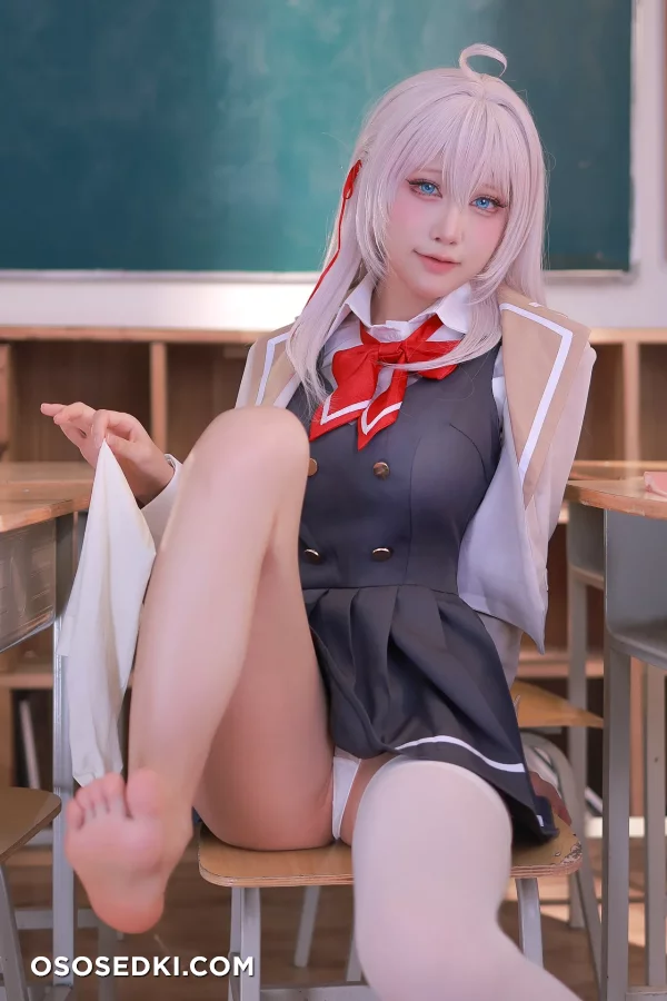 Aqua Area - Alisa Mikhailovna Kujou - Tokidoki Bosotto Russia-go De Dereru Tonari No Alya-san - 18