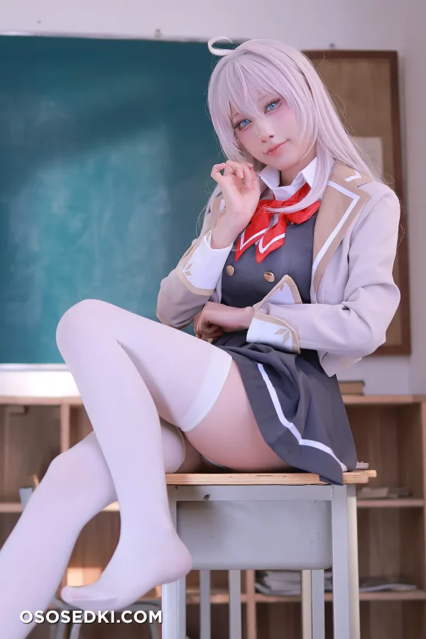 Aqua Area - Alisa Mikhailovna Kujou - Tokidoki Bosotto Russia-go De Dereru Tonari No Alya-san - 22