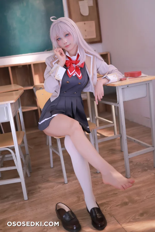 Aqua Area - Alisa Mikhailovna Kujou - Tokidoki Bosotto Russia-go De Dereru Tonari No Alya-san - 23