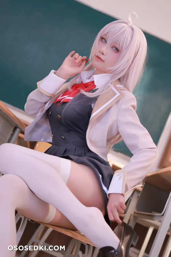Aqua Area - Alisa Mikhailovna Kujou - Tokidoki Bosotto Russia-go De Dereru Tonari No Alya-san - 4