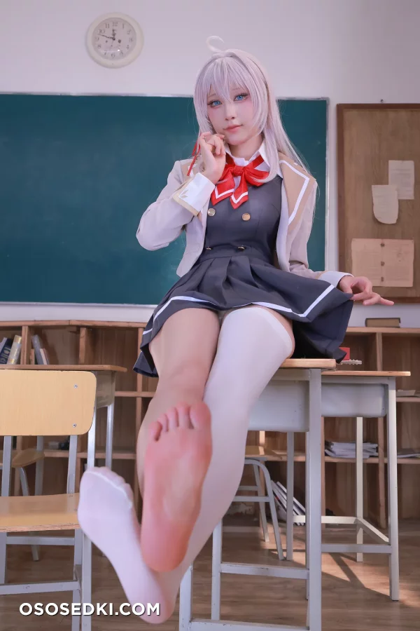 Aqua Area - Alisa Mikhailovna Kujou - Tokidoki Bosotto Russia-go De Dereru Tonari No Alya-san - 42