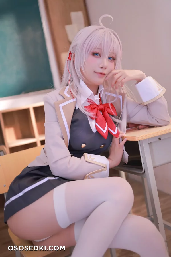 Aqua Area - Alisa Mikhailovna Kujou - Tokidoki Bosotto Russia-go De Dereru Tonari No Alya-san - 9