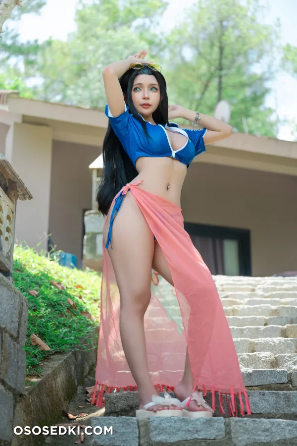 Umeko J - Nico Robin - One Piece - 5