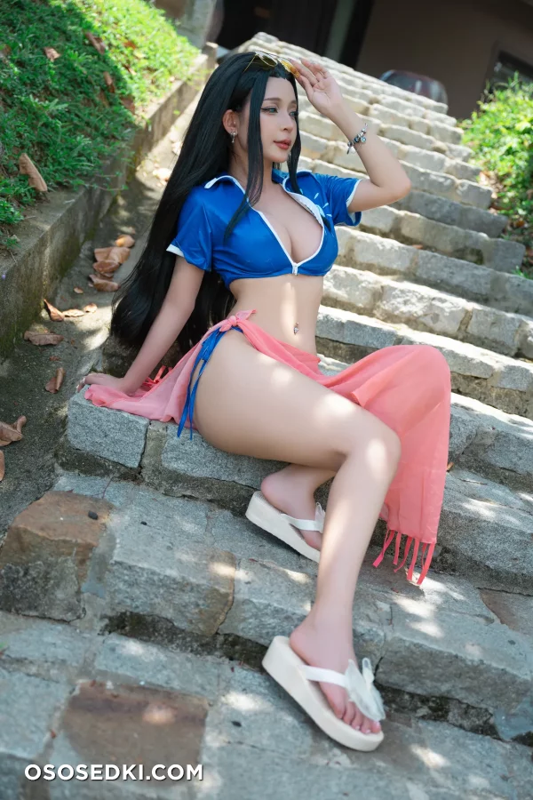Umeko J - Nico Robin - One Piece - 8