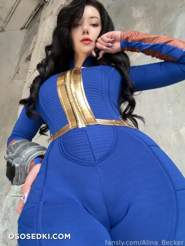 Alina Becker - Vault Girl - Fallout - 15