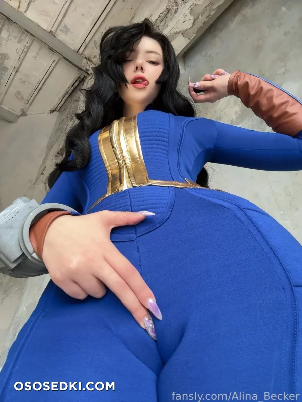 Alina Becker - Vault Girl - Fallout - 16