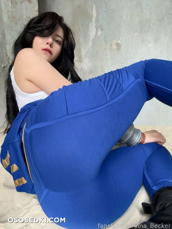 Alina Becker - Vault Girl - Fallout - 39