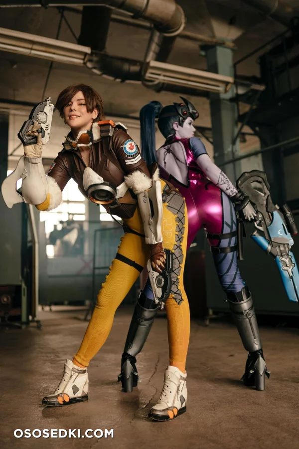 Alina Becker - Widowmaker x Tracer - 11