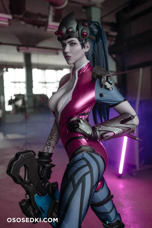 Alina Becker - Widowmaker x Tracer - 15