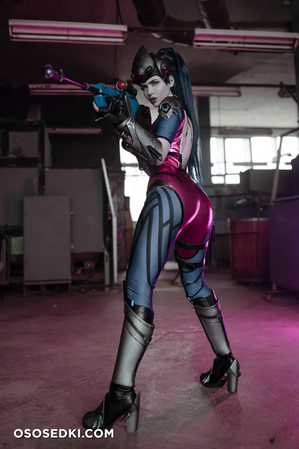 Alina Becker - Widowmaker x Tracer - 19