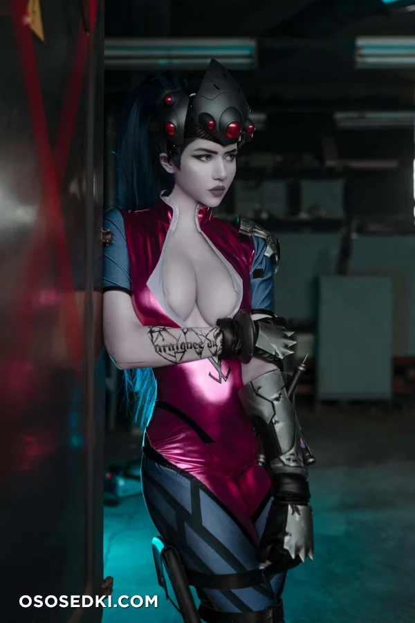 Alina Becker - Widowmaker x Tracer - 25